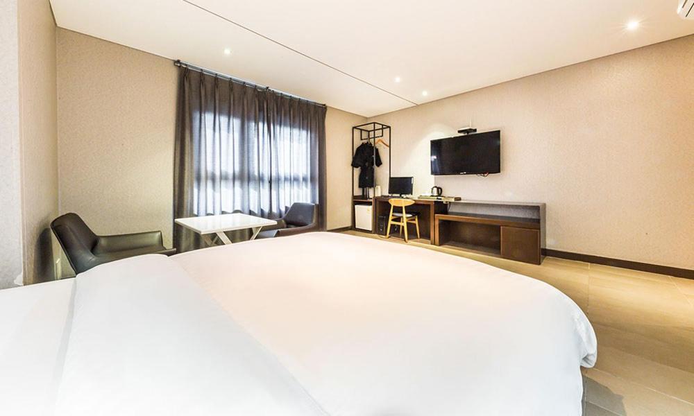 Yeongdeungpo Lifestyle F Hotel Seoul Eksteriør billede