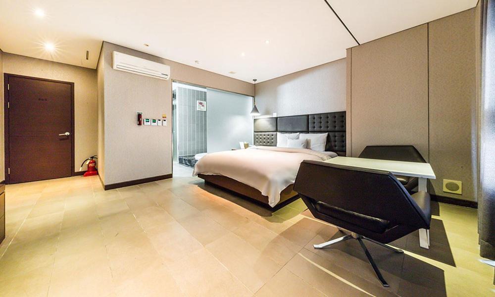Yeongdeungpo Lifestyle F Hotel Seoul Eksteriør billede