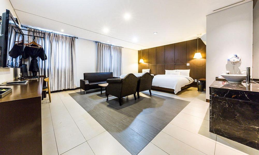 Yeongdeungpo Lifestyle F Hotel Seoul Eksteriør billede