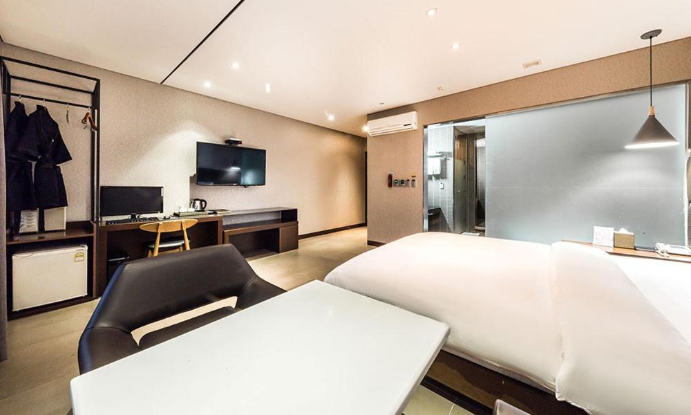 Yeongdeungpo Lifestyle F Hotel Seoul Eksteriør billede