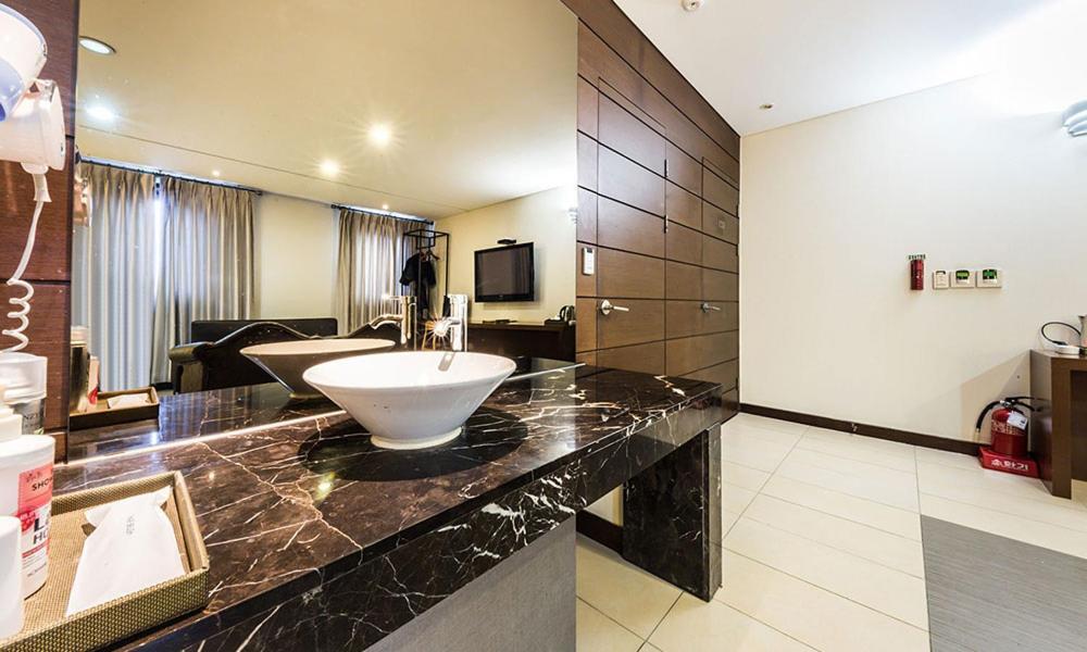Yeongdeungpo Lifestyle F Hotel Seoul Eksteriør billede