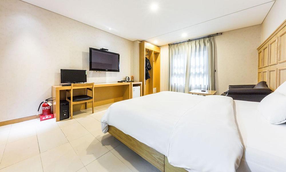 Yeongdeungpo Lifestyle F Hotel Seoul Eksteriør billede