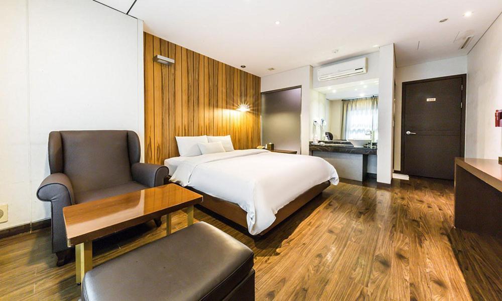 Yeongdeungpo Lifestyle F Hotel Seoul Eksteriør billede